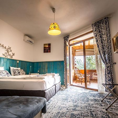 Hotel Tihiat Kut Complex Kiustendił Zewnętrze zdjęcie