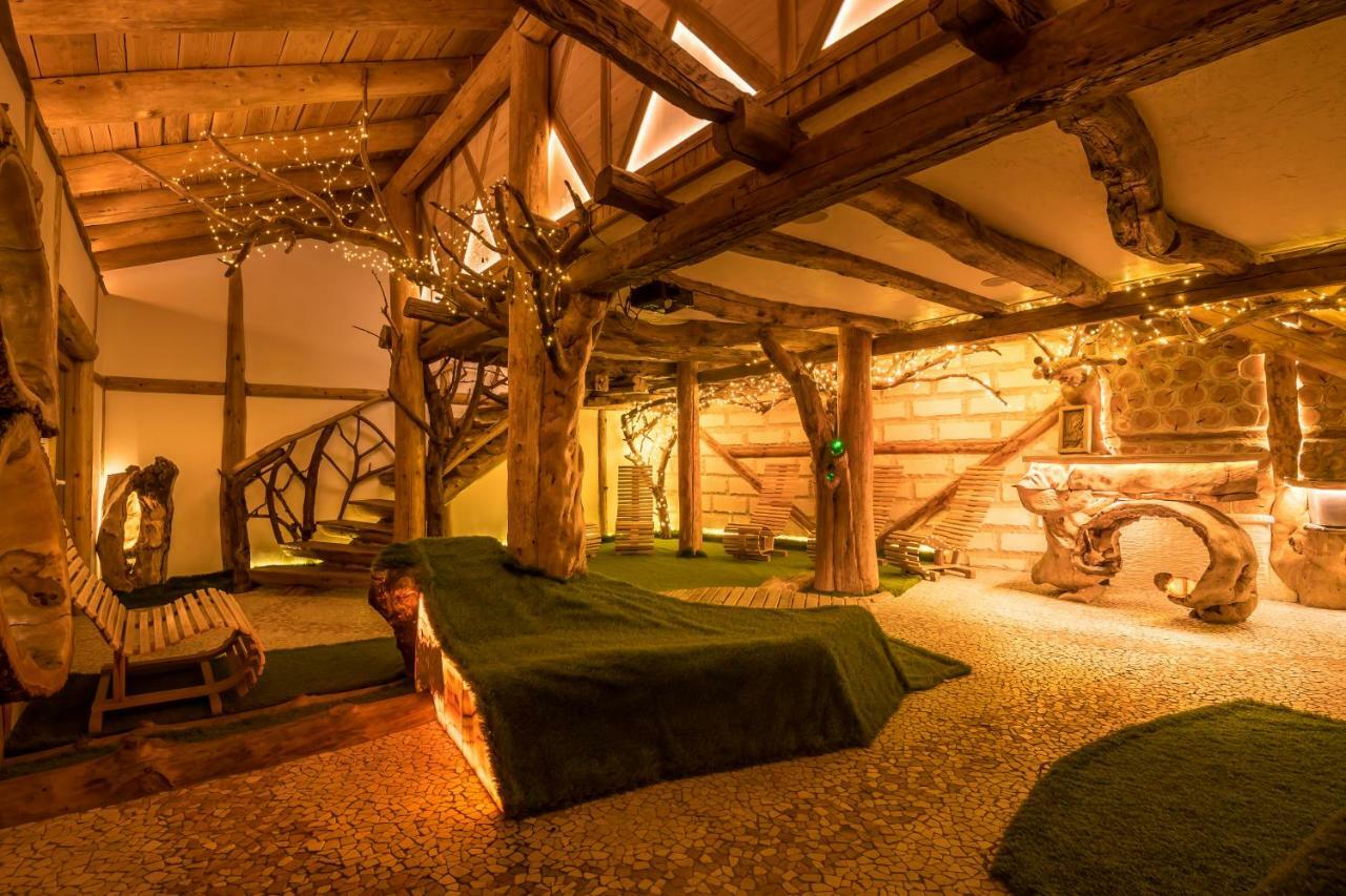 Hotel Tihiat Kut Complex Kiustendił Zewnętrze zdjęcie